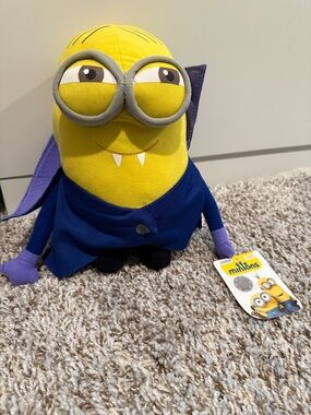 New With Tags Minion Stuffed Toy Dracula